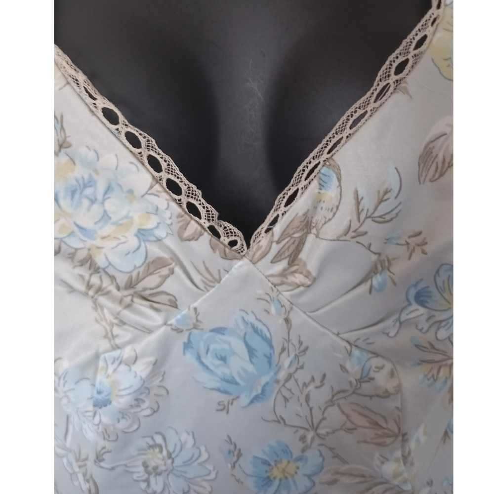 Dolce & Gabbana Cream and Light Blue Floral Slip Dress - Picture 4 of 7